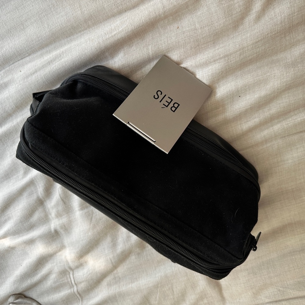 BEIS makeup / cosmetic bag - THE DOPP KIT IN BLACK